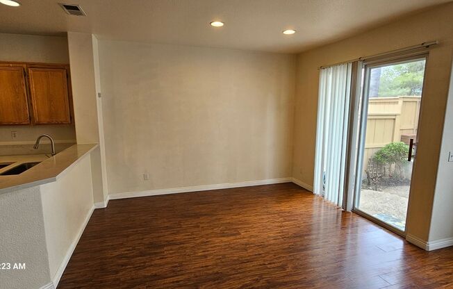 SCRIPPS RANCH - Ivy Hill - Nice 3 Bedroom / 2.5 Bath Townhouse.  AVAILABLE 05/07/2024.