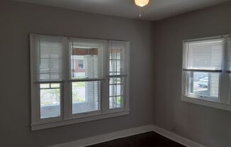 3 beds, 1 bath, $1,400