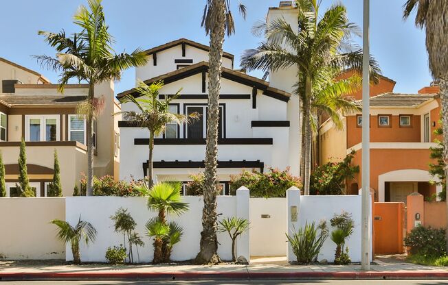 Beautiful Home in Huntington Beach for Lease