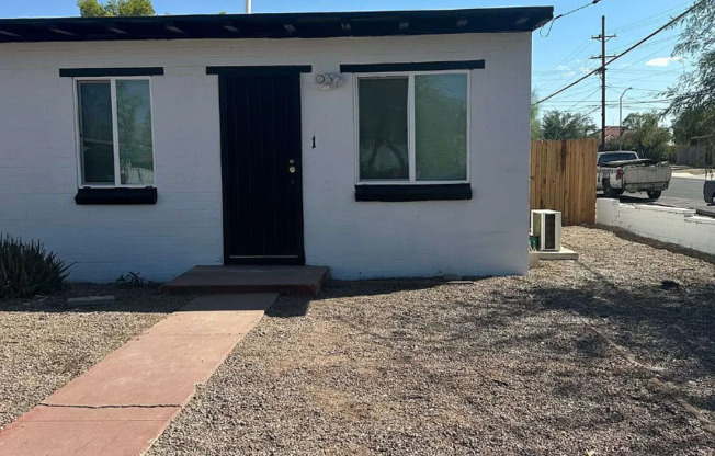 133 W BIRDMAN DR