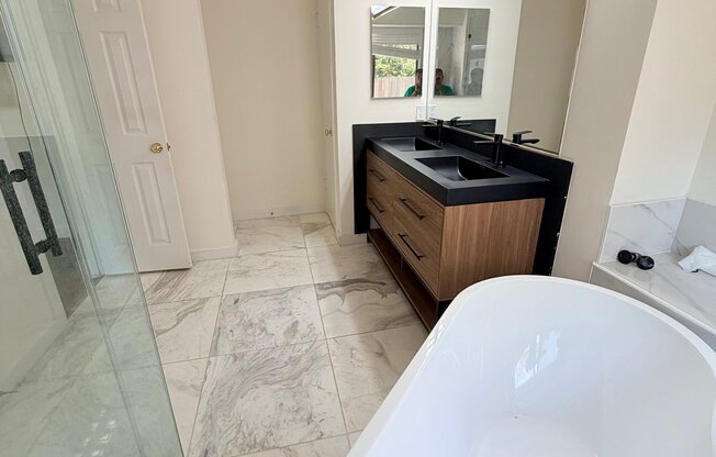1213 BELL ROCK CIR