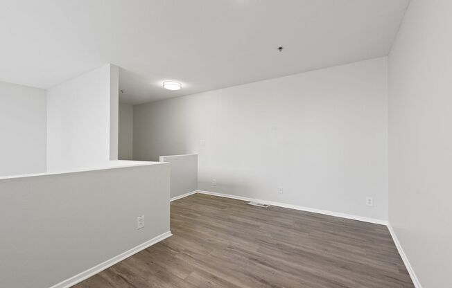 3 beds, 1.5 baths, 1,200 sqft, $2,798, Unit 409