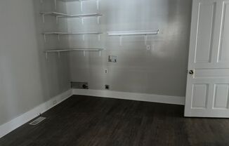 2 beds, 1 bath, $750