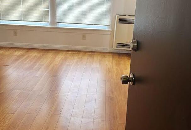 240 S. Catalina LLC