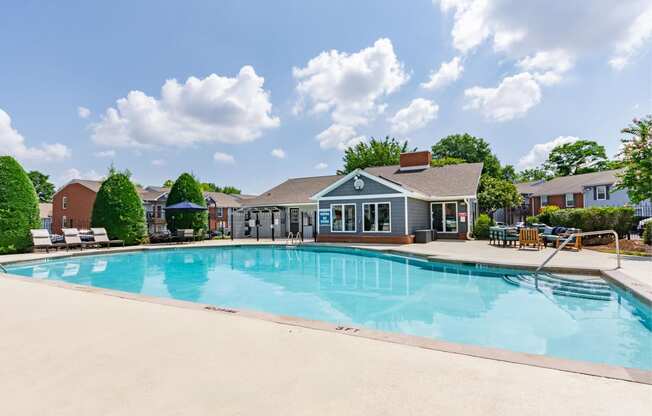 Shadowbluff Apartments