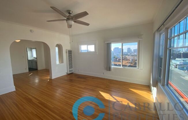 1 bed, 1 bath, 872 sqft, $2,595, Unit 302