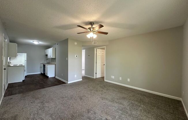 2 beds, 1 bath, 750 sqft, $1,238, Unit 1935w