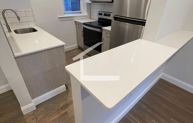 RENOVATED 2 BED WITH GRANITE & STAINLESS FOR 8/1/2025