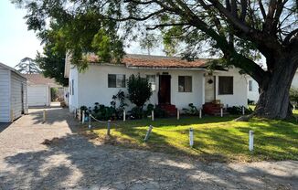 Newly remodeled house in a private location in El Monte!