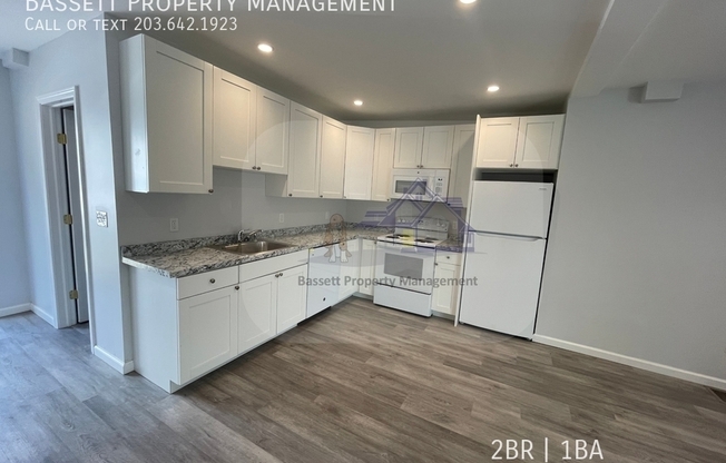 214 MAIN ST