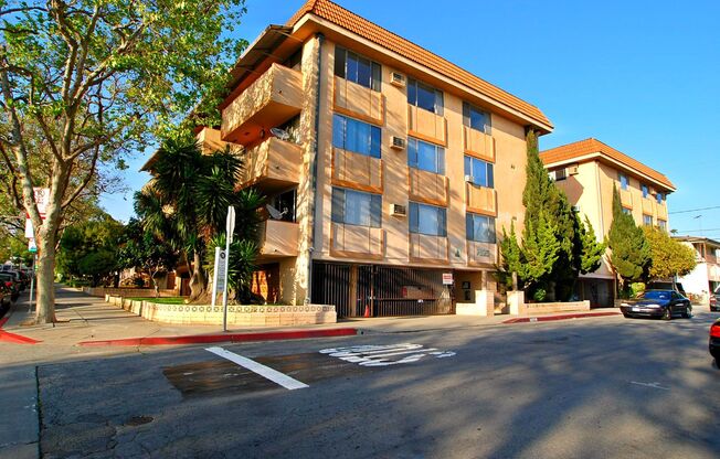 RMN - Romaine Apartments