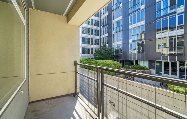 1 bed, 1 bath, 685 sqft, $2,450, Unit 311