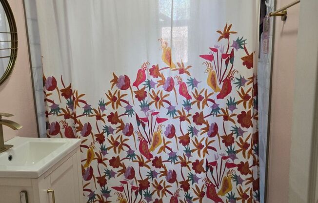 3 beds, 1 bath, $1,695