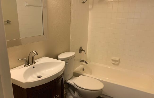 1 bed, 1 bath, 600 sqft, $1,100, Unit 104