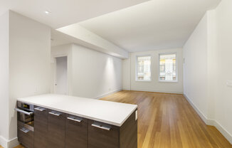 101 LEONARD ST