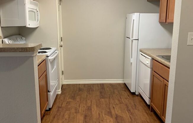 1 bed, 1 bath, 703 sqft, $850, Unit 1704