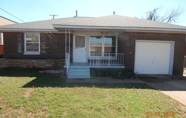 Single Family Home in the Village