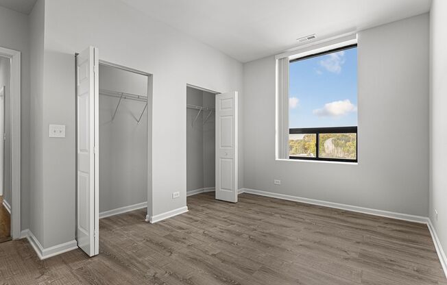 2 beds, 2 baths, 900 sqft, $2,550, Unit 411