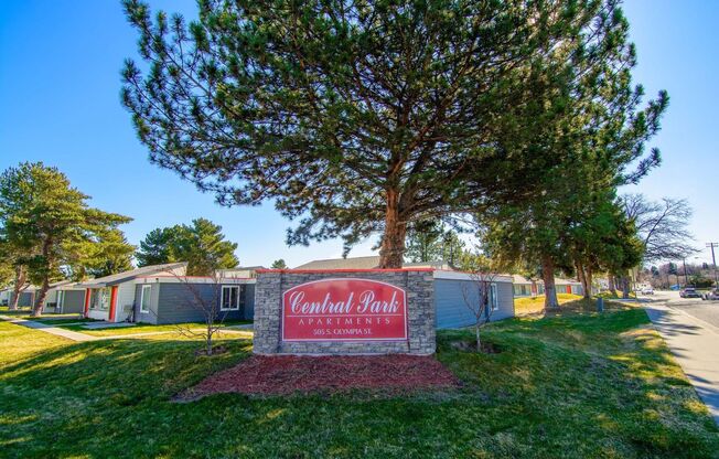 2 beds, 1 bath, 695 sqft, $1,245, Unit 505 O8