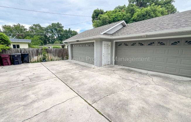 111 E STEELE ST