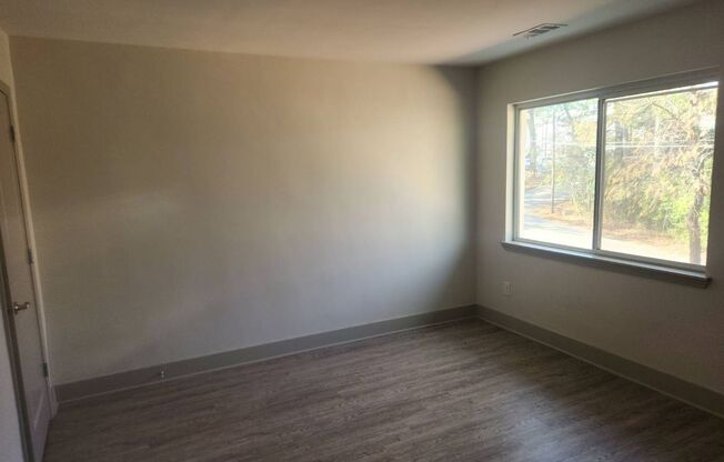 2 beds, 1 bath, 1,040 sqft, $1,750, Unit 583WD04