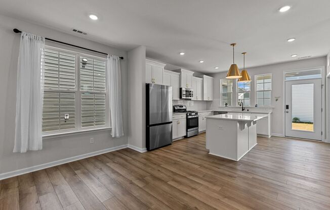 Stunning 3BR Home with Spacious Open Layout, Community Pool & Playground