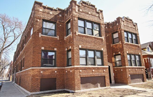 6401 S Maplewood