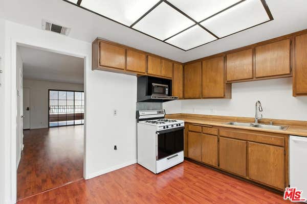 11127 LA MAIDA ST