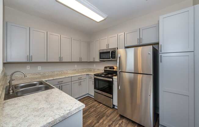 Swift Creek Commons Apartments - Interior kitchen with premium upgraded finishes