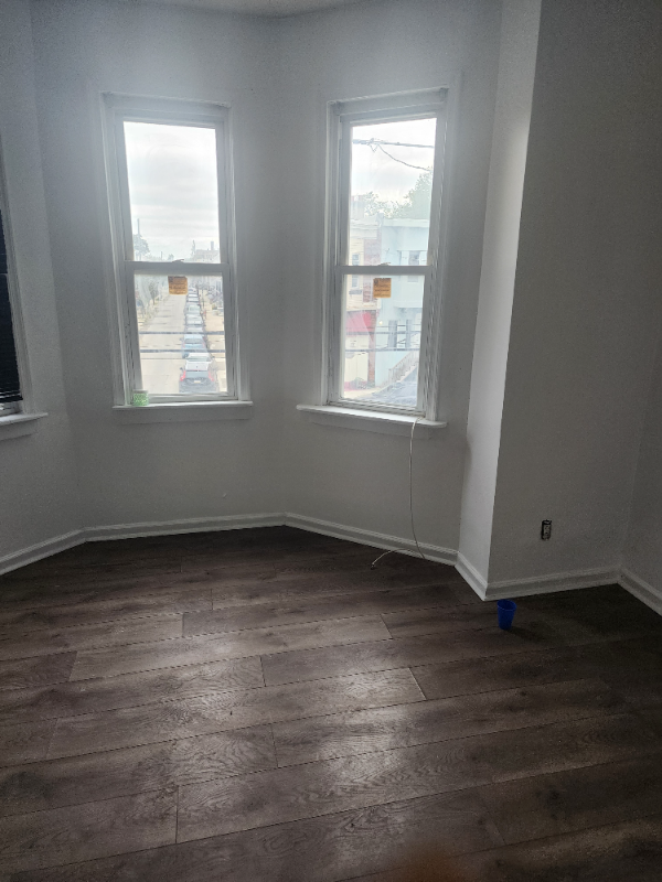1400 S 52 ST