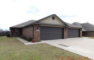 Luxury 3 bedroom 2 bath near Chaffee Community