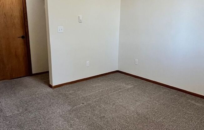 1 bed, 1 bath, 672 sqft, $1,215, Unit 403-209