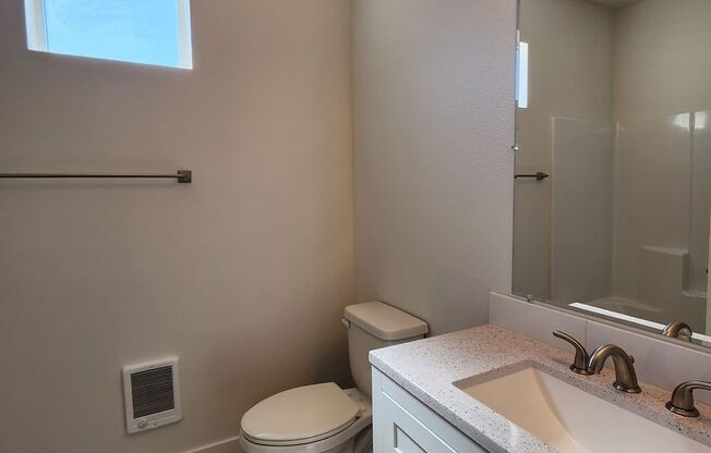 2 beds, 2 baths, $1,695, Unit 1075-104