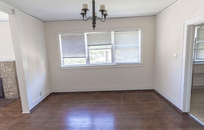 3 beds, 1 bath, $1,500