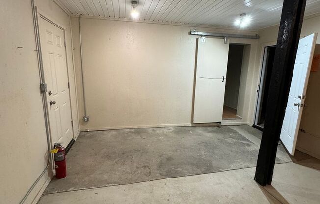 Studio, , $800, Unit Office 2