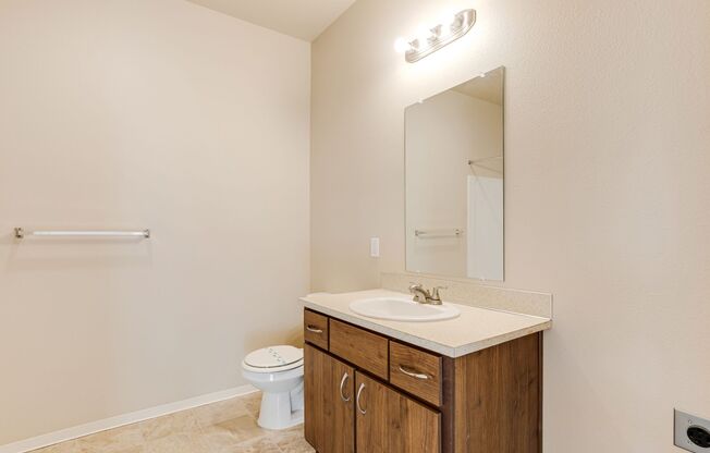 1 bed, 1 bath, 704 sqft, $1,300, Unit 1326-202