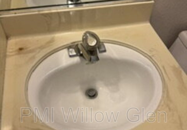 7379 TULARE HL DR