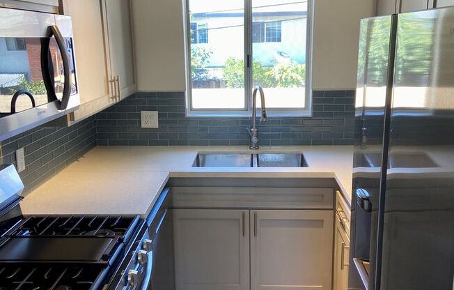 1 bed, 1 bath, 800 sqft, $2,195, Unit #55