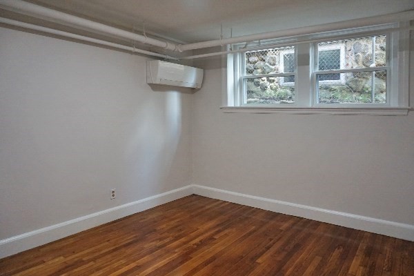 1 bed, 1 bath, 475 sqft, $2,125, Unit 16