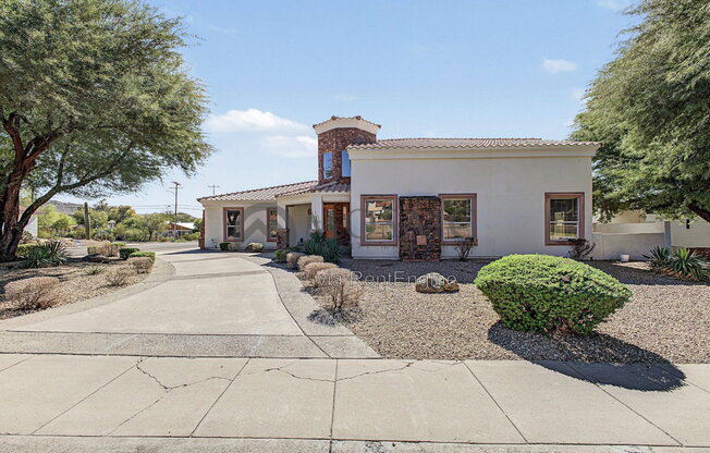3 beds, 3.5 baths, 2,820 sqft, $4,995