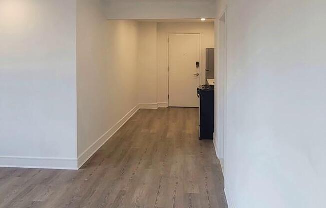 1 bed, 1 bath, $5,500, Unit 6F