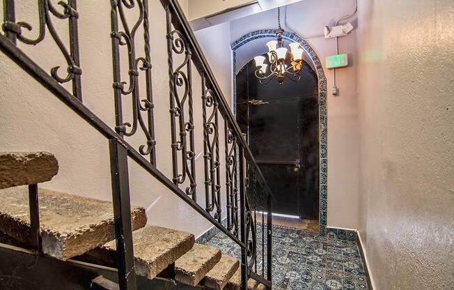 Studio, 1 bath, 196 sqft, $1,095, Unit 19