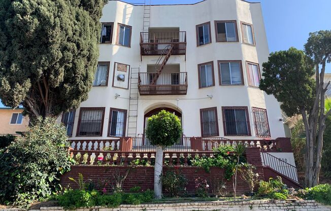 PRK - Park View Apartments