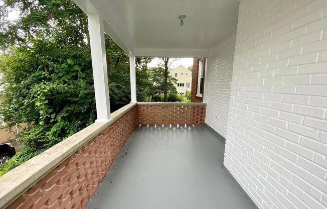 Adorable 3 Bedroom, 1 Full Bathroom Close in Bethesda Home!