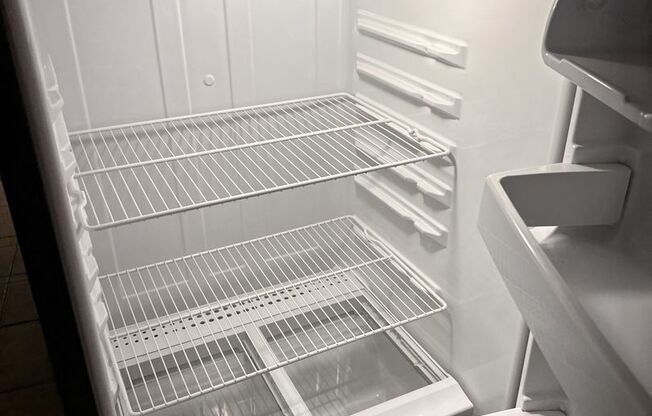 1 bed, 1 bath, 400 sqft, $1,400, Unit Unit 118