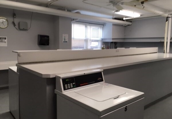 Studio, 1 bath, 465 sqft, $2,450, Unit 113