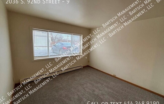 2036 S 92 ST