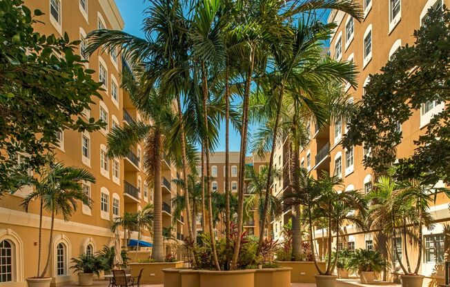 2 beds, 2 baths, $2,750, Unit # 1635