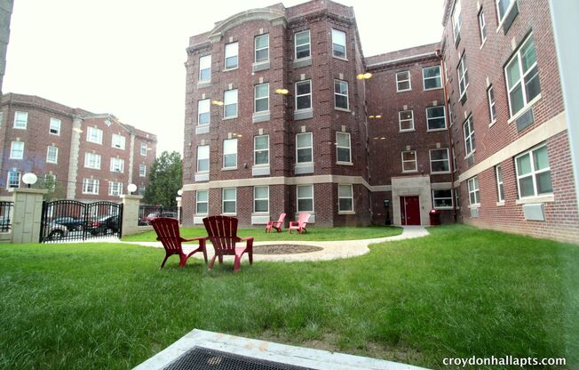 2 beds, 2 baths, 900 sqft, $1,850, Unit 209