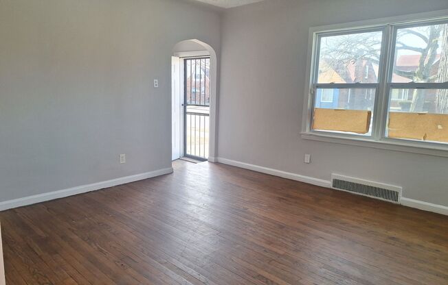 Charming 4 bedroom bungalow freshly updated